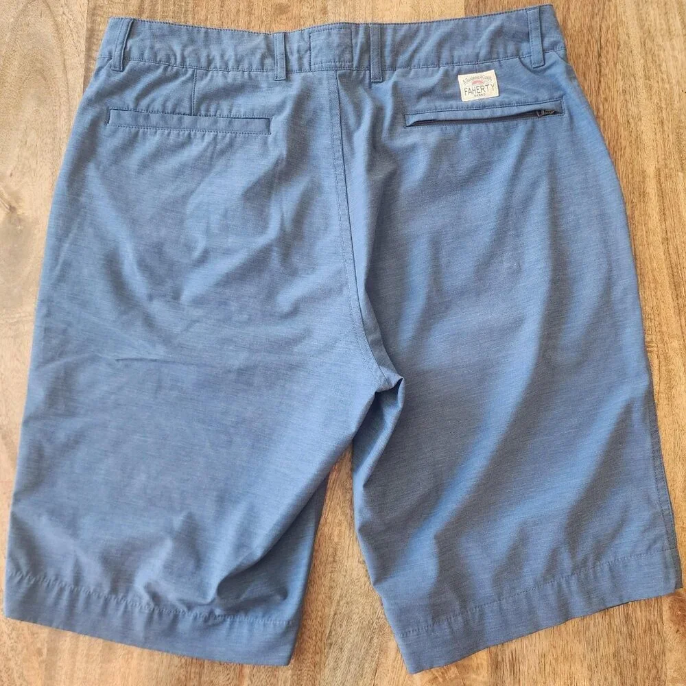 Faherty All Day Shorts Mens 33 Blue Lightweight Quick Dry Casual Summer Chino